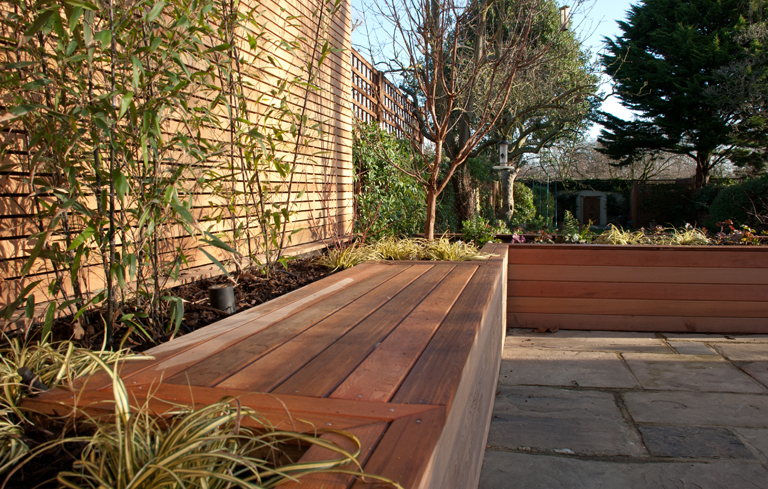 Integral bench seat - London terrace