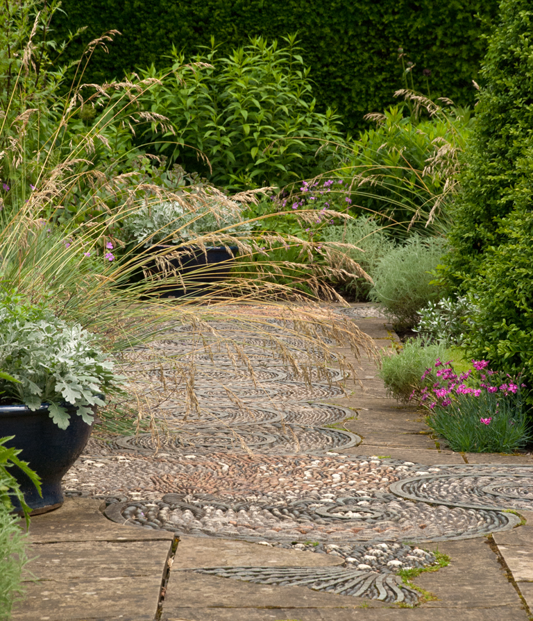 Cobble paving by Maggie Howarth at Gresgarth Hall