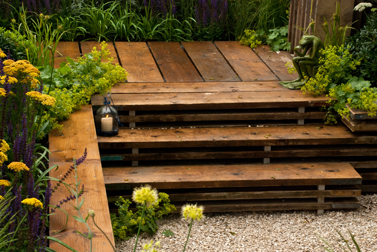 reclaimed scaffold boards | Lisa Cox Garden Designs Blog