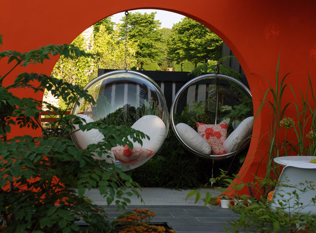 Mid Century Modern - Best Low Cost Garden Hampton Court 2013