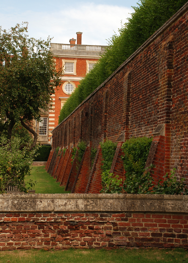 Amazing wall at Hampton Court Palace Lisa Cox