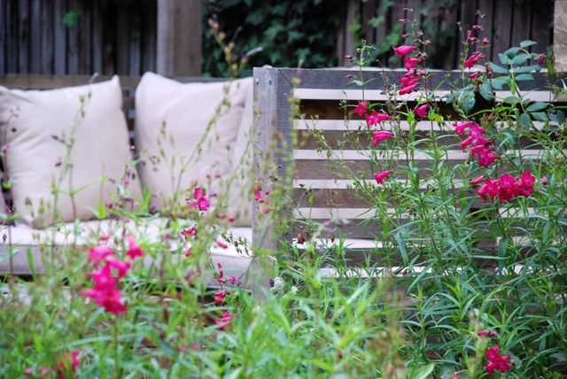 Bespoke lounge seating Twickenham garden Lisa Cox Designs