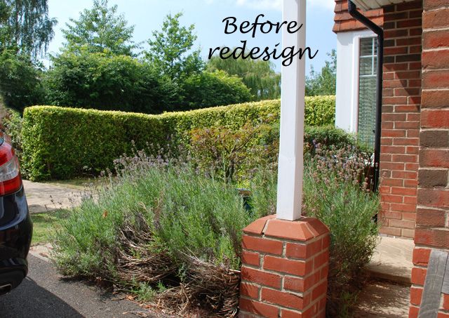 Reading front garden before redesign Lisa Cox Designs