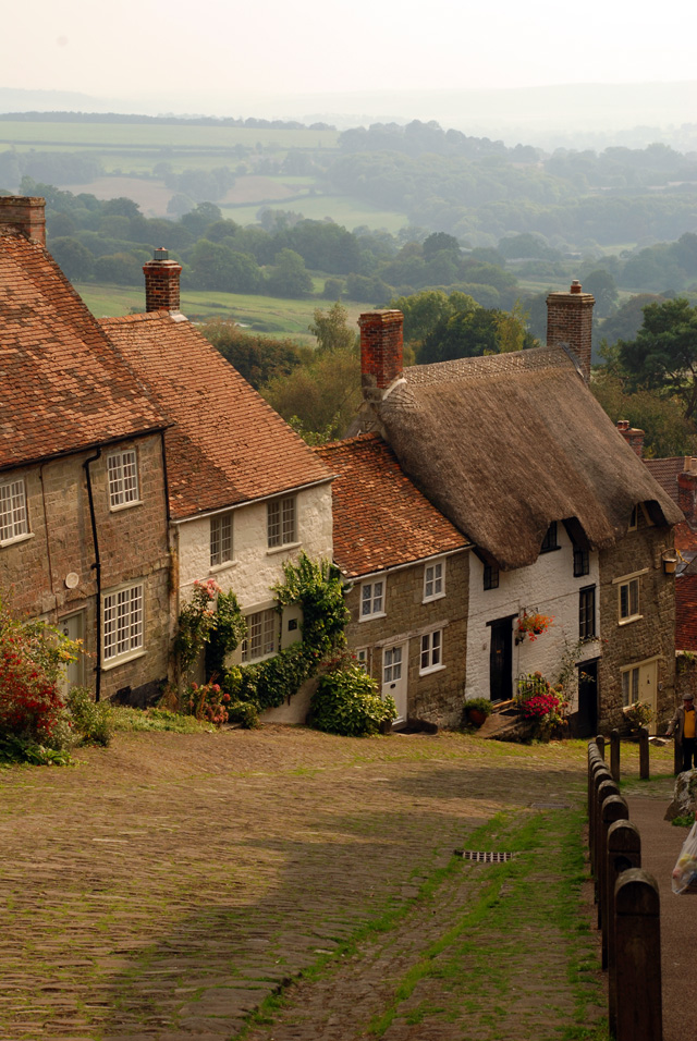 Gold Hill Shaftesbury Lisa Cox Garden Designs