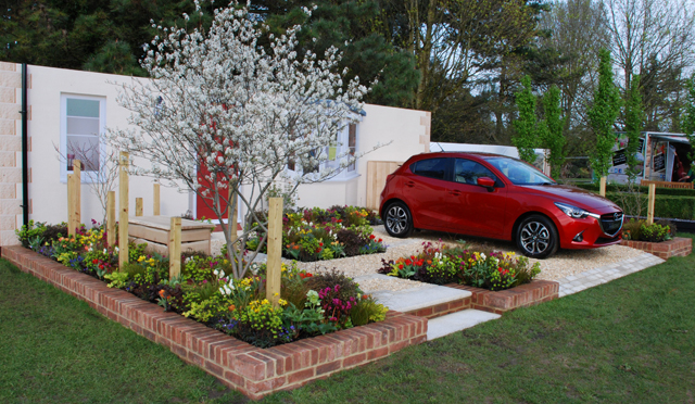 Lisa Cox Cardiff Flower Show 2015 RHS Mazda Garden