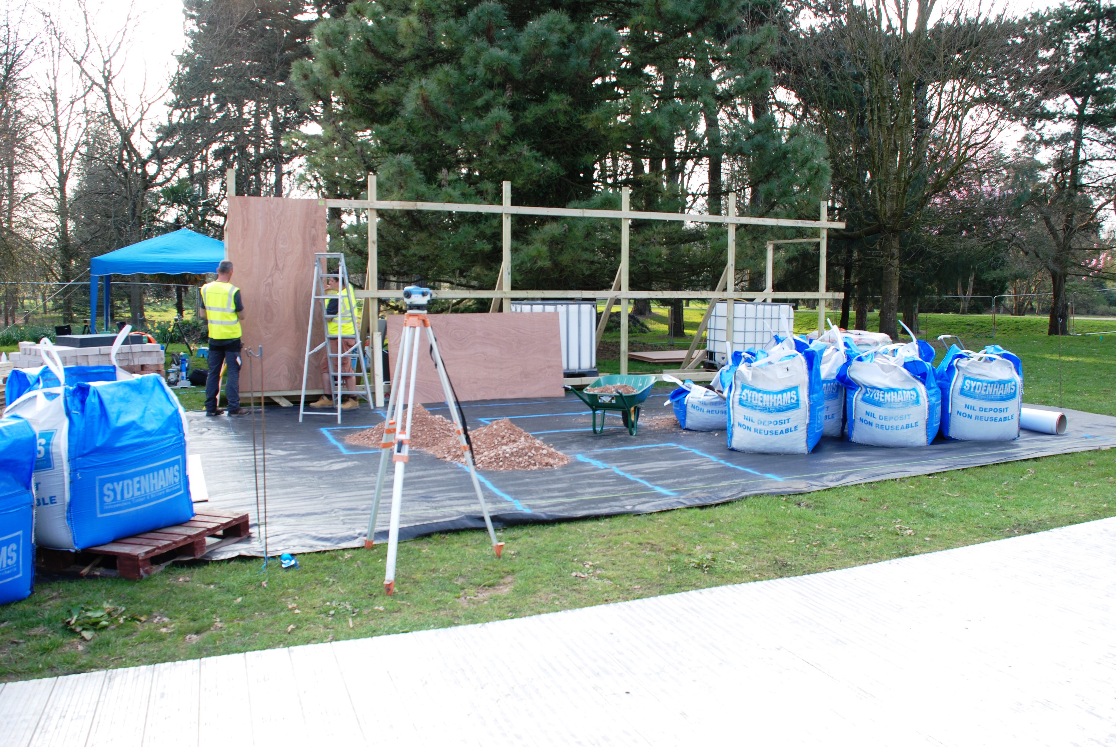 RHS Flower Show Cardiff 2015 build Lisa Cox SH Landscapes